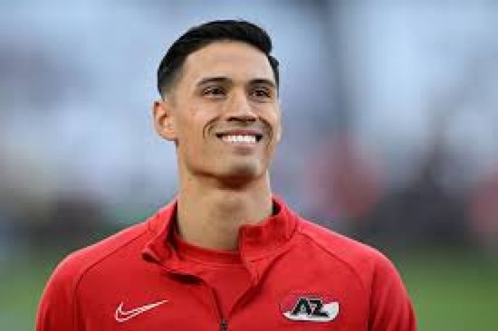 سيتي يتعاقد مع لاعب الوسط الهولندي ريندرز قبل كأس العالم للأندية