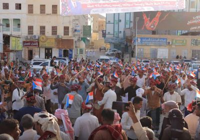 حافة السحيل للألعاب الشعبية تُقيم "ترويحة عراض الشُعار" في سيئون