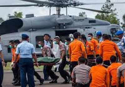 انتشال 30 جثة على الأقل من موقع تحطم طائرة في الهند