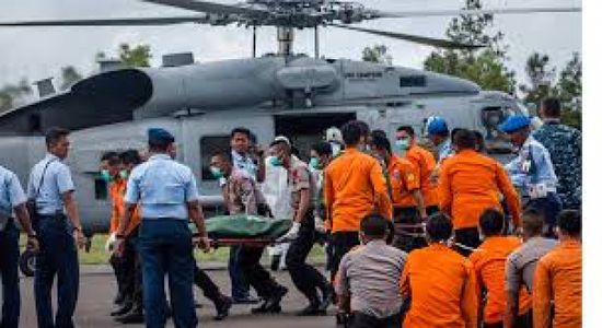 انتشال 30 جثة على الأقل من موقع تحطم طائرة في الهند