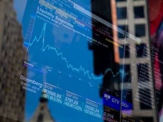 تواصل تخارج الاستثمارات من صناديق الأسهم الأمريكية