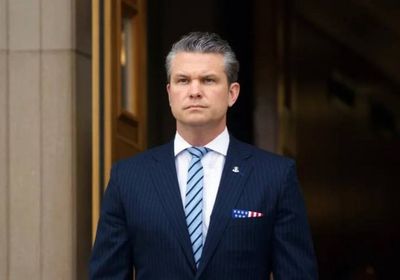 وزير الدفاع الأمريكي: سندافع عن موظفينا بالشرق الأوسط