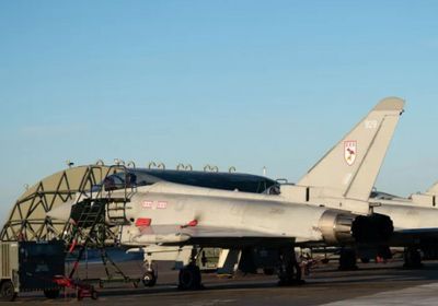 رئيس الوزراء البريطاني يعلن نقل طائرات مقاتلة إلى الشرق الأوسط