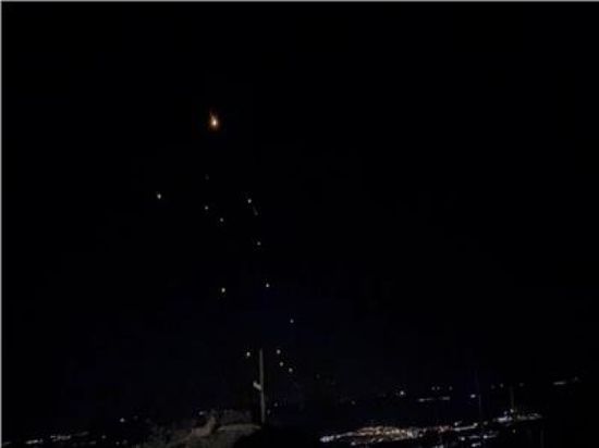 5 إصابات جراء سقوط صواريخ إيرانية في حيفا