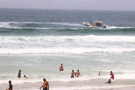 انتشال جثمان شاب غريق من سواحل حضرموت