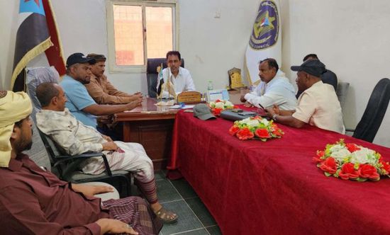 انتقالي سقطرى يبحث سبل مكافحة ظاهرتي حمل السلاح وإطلاق النار العشوائي