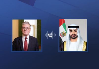 محمد بن زايد ورئيس الوزراء البريطاني يبحثان هاتفياً التطورات الإقليمية