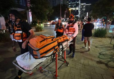 3 قتلى جراء سقوط صواريخ إيرانية بوسط إسرائيل