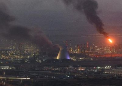 اندلاع حرائق عند محطة للطاقة قرب ميناء حيفا بإسرائيل