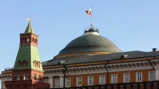 الكرملين: روسيا مستعدة لتقديم الوساطة بين إيران وإسرائيل