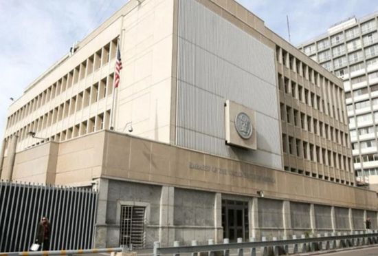 السفير الأمريكي لدى إسرائيل: أضراراً طفيفة لحقت بالقنصلية في تل أبيب