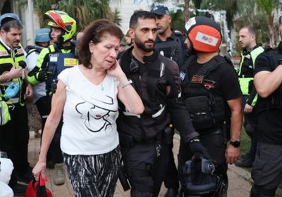 إيران تطالب سكان تل أبيب بالمغادرة في أسرع وقت