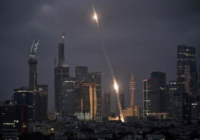 إيران تعترض 20 صاروخًا إسرائيليًا