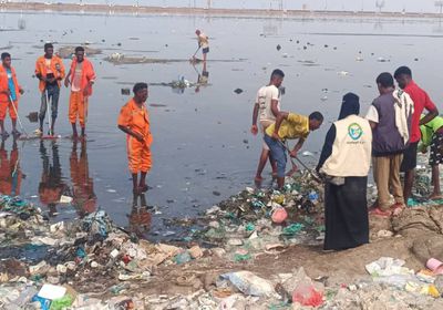 صندوق النظافة يواصل حملاته في محمية الطيور بعدن