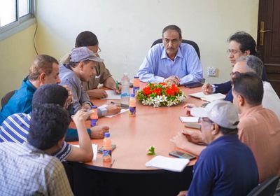 لجنة الغاز بشبوة تدعو المحطات للالتزام بالأسعار الرسمية