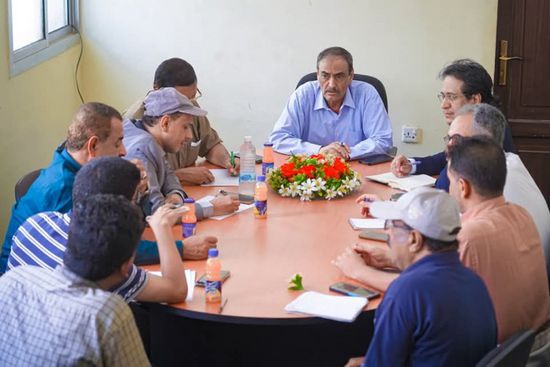 لجنة الغاز بشبوة تدعو المحطات للالتزام بالأسعار الرسمية