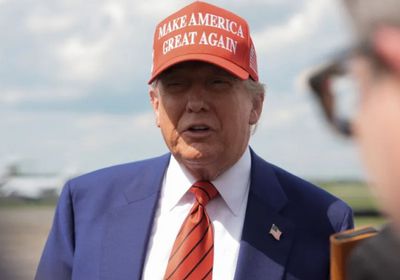 ترامب: من الصعب مطالبة إسرائيل بوقف ضرباتها على إيران