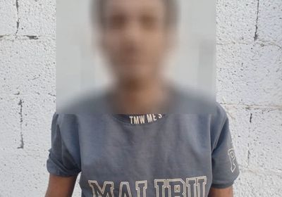 أمن العاصمة عدن يقبض على متهم بجرائم سرقة بالمنصورة