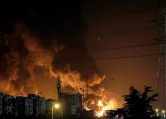 غارات إسرائيلية تستهدف البنية التحتية بوسط إيران