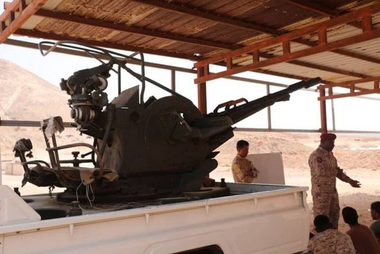 دورة تخصصية بسلاح المدفعية في لواء النخبة الحضرمي