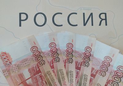 روسيا على وشك الانزلاق إلى الركود بعد خفض أسعار الفائدة