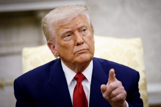 ترامب يتوقع استمرار الهدنة بين إسرائيل وإيران للأبد