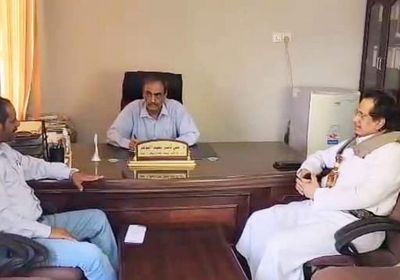 نائب محافظ شبوة يطلع على خطط مكافحة الأمراض الوبائية