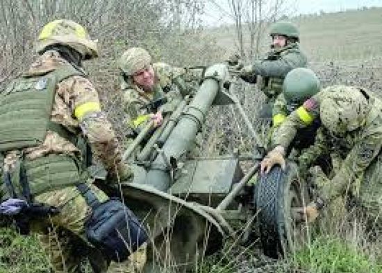 مقتل 11 في هجوم روسي وزيلينسكي يطلب الدعم