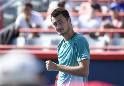 المنسي توميتش يحقق أول فوز له في بطولات اتحاد المحترفين منذ 2021