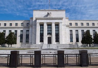 رئيس الفيدرالي في أتلانتا: لا حاجة لخفض الفائدة الآن