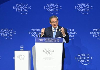 رئيس الوزراء الصيني يحذّر من تصاعد التوترات في التجارة العالمية