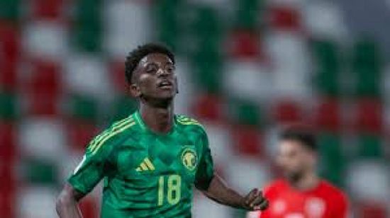 آل سعد يعود جزئيا للتدريبات الجماعية مع منتخب السعودية