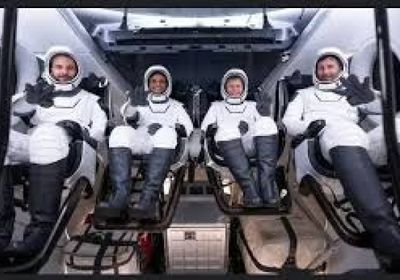 انطلاق مهمة نحو محطة الفضاء تضم أربعة رواد بينهم هندي لأول مرة