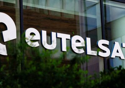 "يوتلسات" تحصل على 1.35 مليار يورو لنشر الأقمار الصناعية
