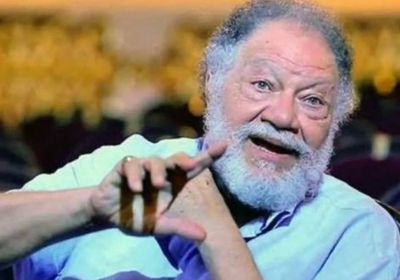 يحيى الفخراني يعود للمسرح من جديد برائعة شكسبير