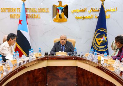 الجنوب تحت الحصار الخدمي.. والمجلس الانتقالي يدق أبواب الحلول