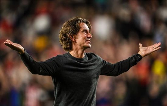 برنتفورد سيتعاقد مع أندروز مدرب الركلات الثابتة لتدريب الفريق