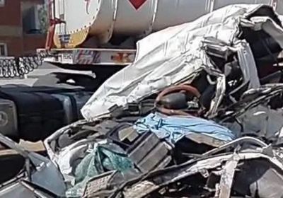 مقتل 19 شخصاً جراء حادث سير مروع في مصر