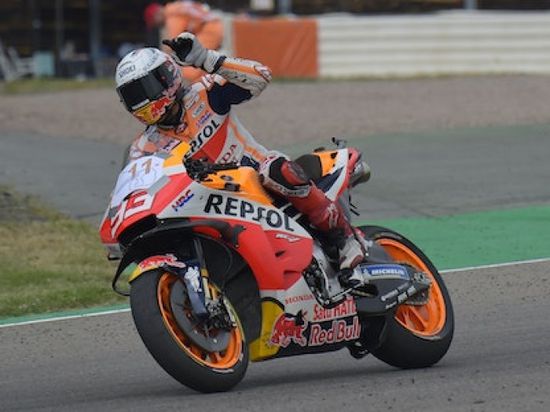 ماركيز يتعرض لحادثين في تجارب سباق هولندا للدراجات النارية