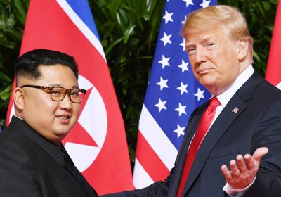 ترامب يتعهد بحل النزاع مع كوريا الشمالية