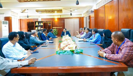 السقطري يكرم ممثل منظمة فاو على جهوده بخدمة القطاع الزراعي