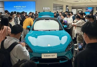 "شاومي" تطلق سيارة كهربائية جديدة لمنافسة "تسلا موديل واي"