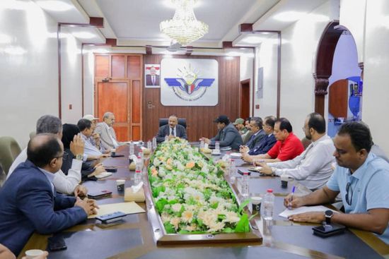 وزير النقل يناقش خطة العمل لهيئة الطيران المدني