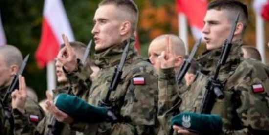 الجيش البولندي يتأهب لتأمين المناطق الحدودية مع أوكرانيا
