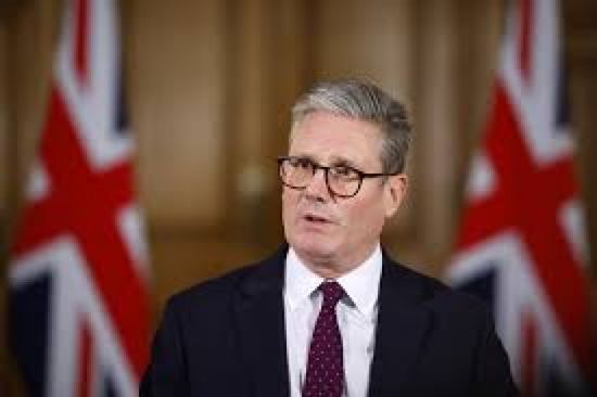 ستارمر ومنظمو مهرجان جاستونبري ينتقدان هتافات ضد الجيش الإسرائيلي