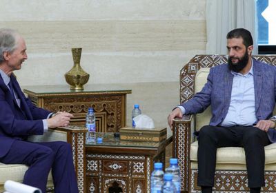 الشرع يلتقي المبعوث الأممي لسوريا غير بيدرسون