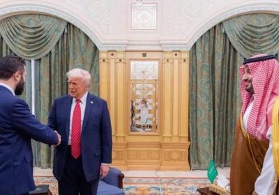 اليوم.. ترامب يوقع أمراً تنفيذياً ينهي العقوبات على سورية