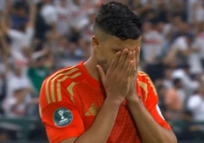 الأهلي المصري يعلن رحيل نجم الفريق رسميًا