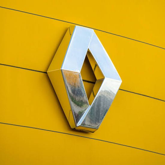 "رينو" تسجل خسائر بـ 9.5 مليار يورو من حصتها في "نيسان"