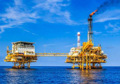 "شل" تبدأ تصدير الغاز الطبيعي المسال من مشروعها الكندي